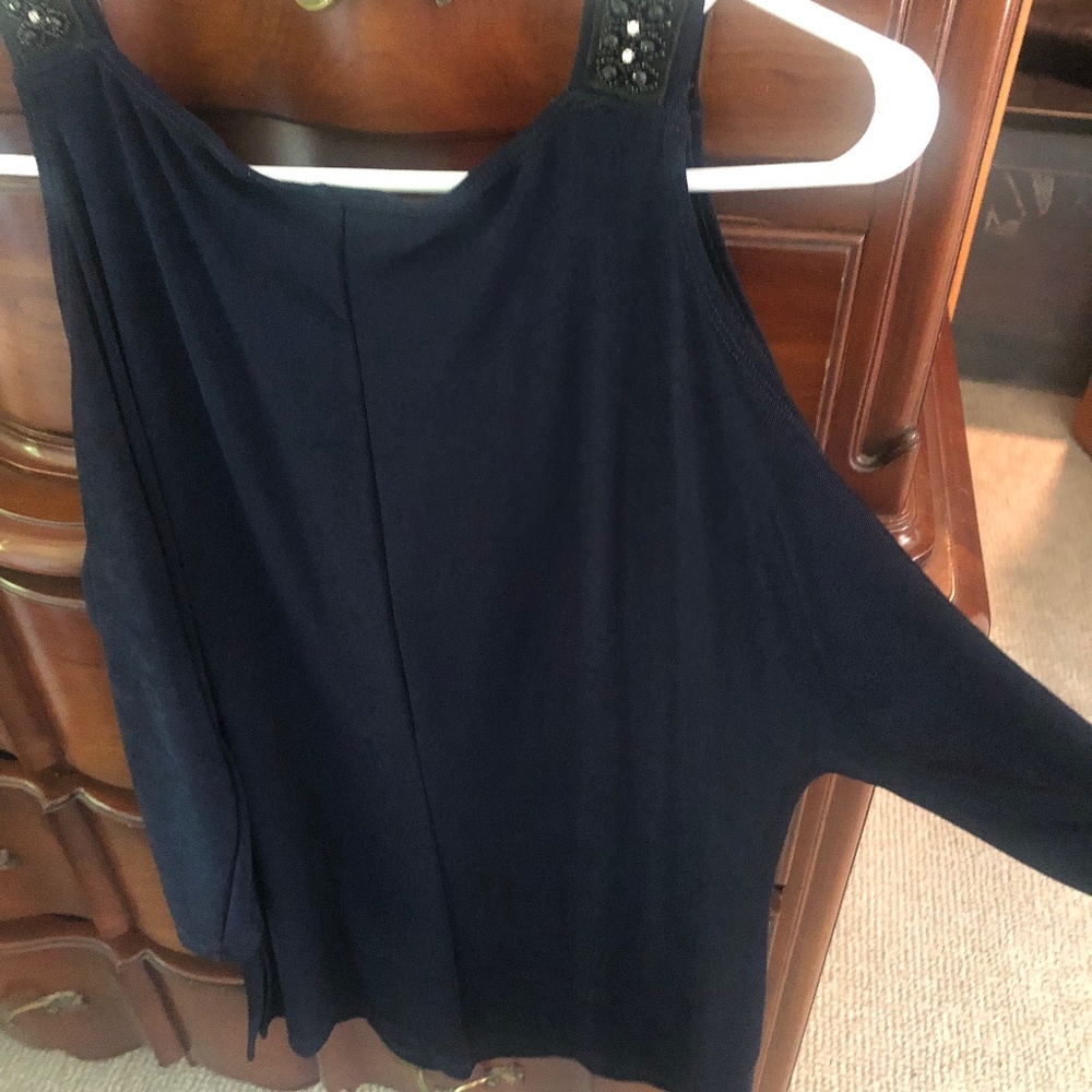 Chicos traveler cold shoulder top